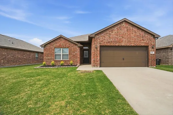 $299,000 | 428 Edgewick Lane, Fort Worth, TX 76036
