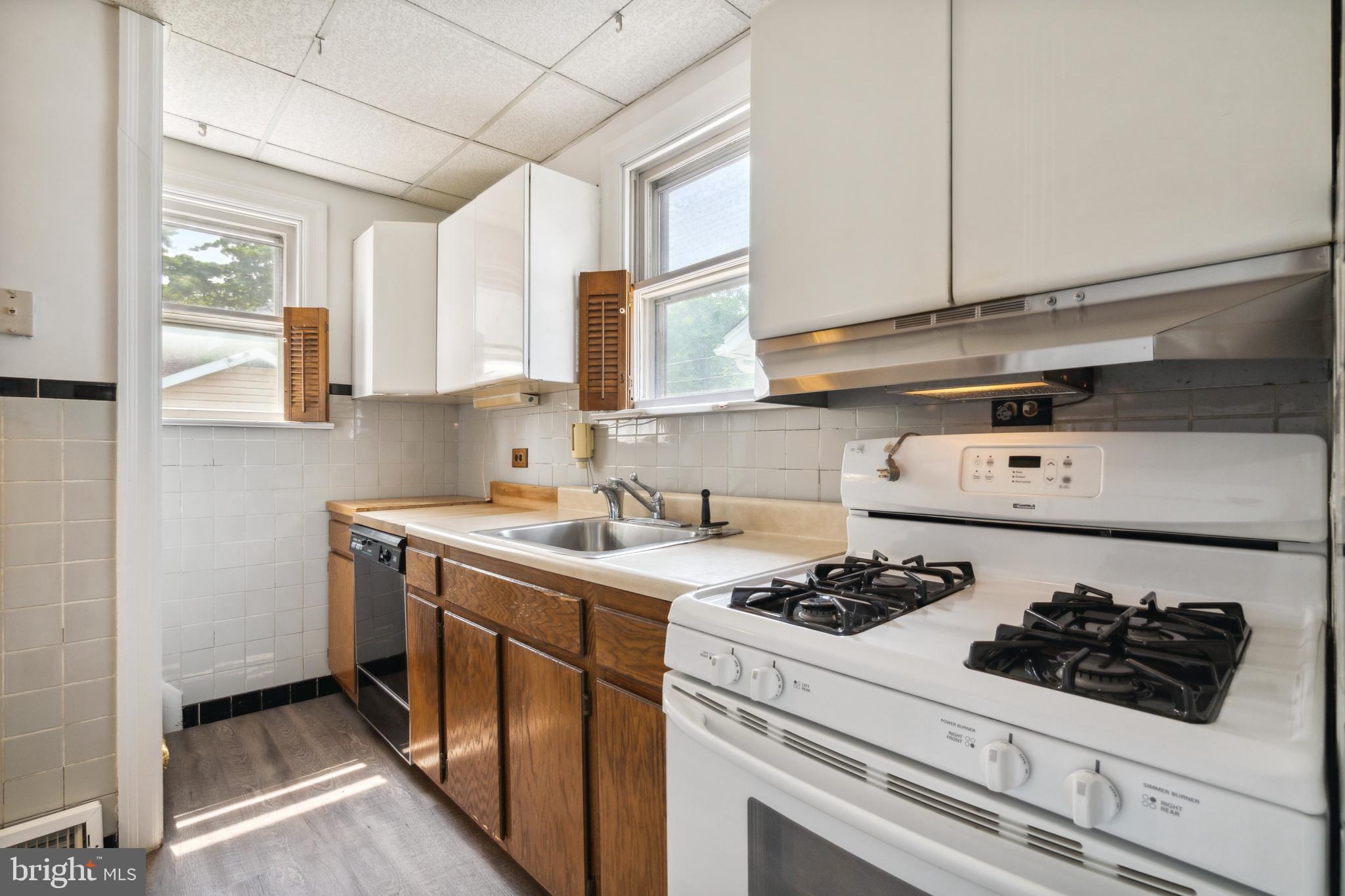 212 Church Road Rockledge, PA 19046 - Photo 7 of 11