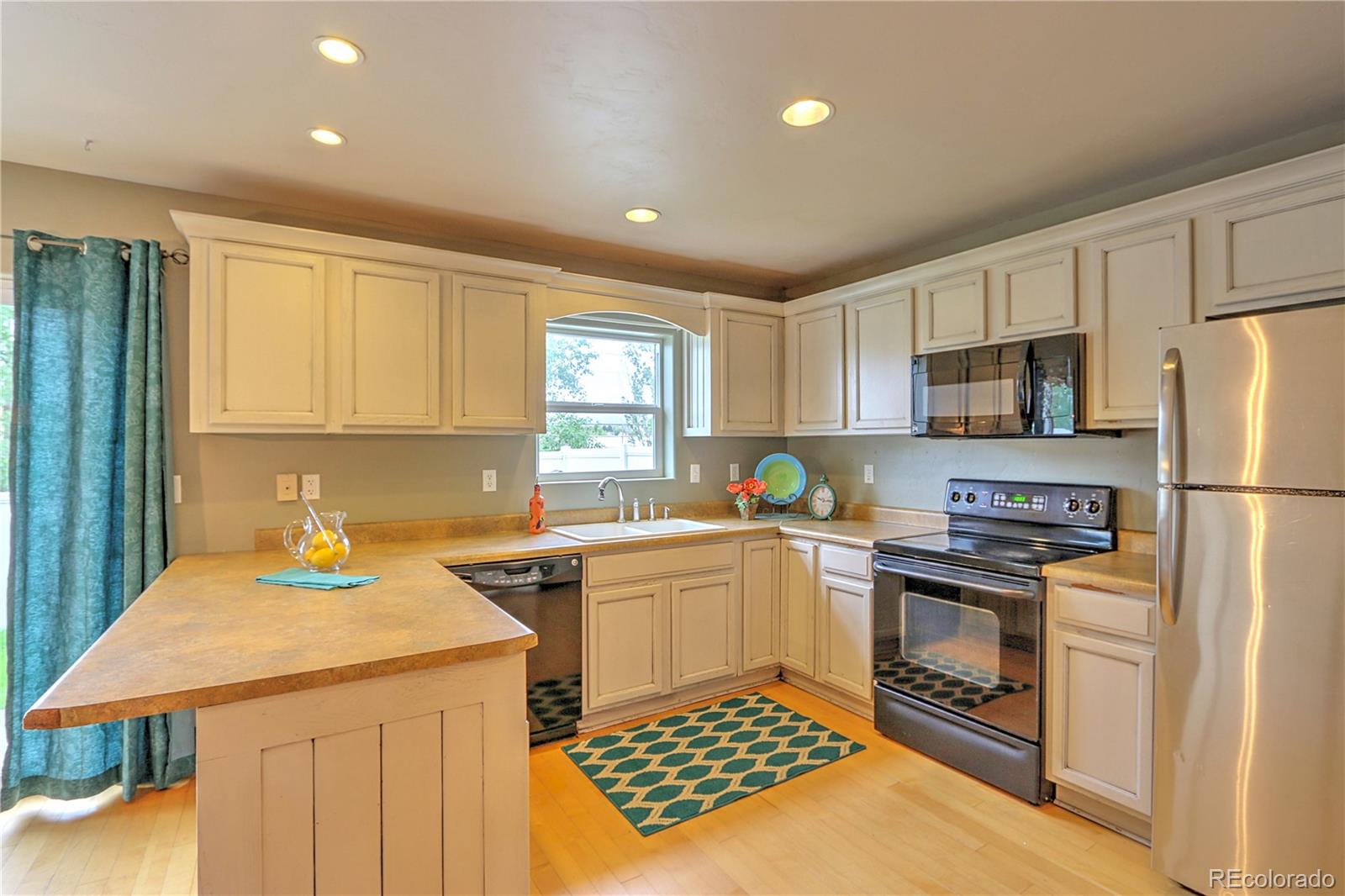 2525 Meadow Circle Rifle, CO 81650 - Photo 7 of 20 Gallery Image 7