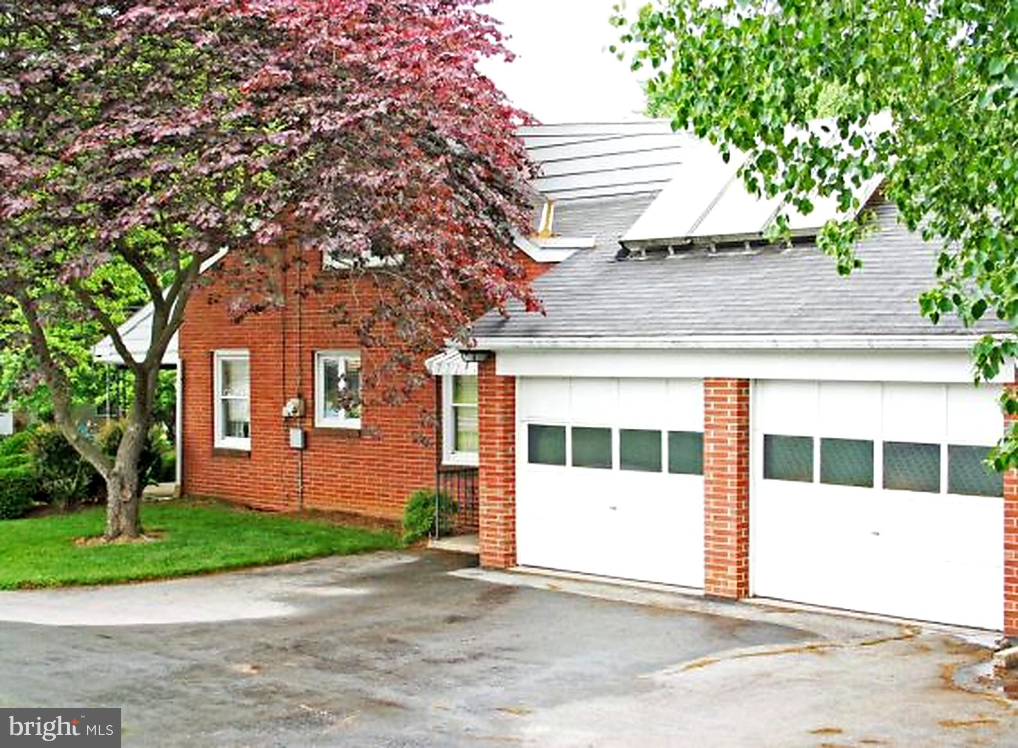 79 Glenbrook Road Leola, PA 17540 - Photo 4 of 20