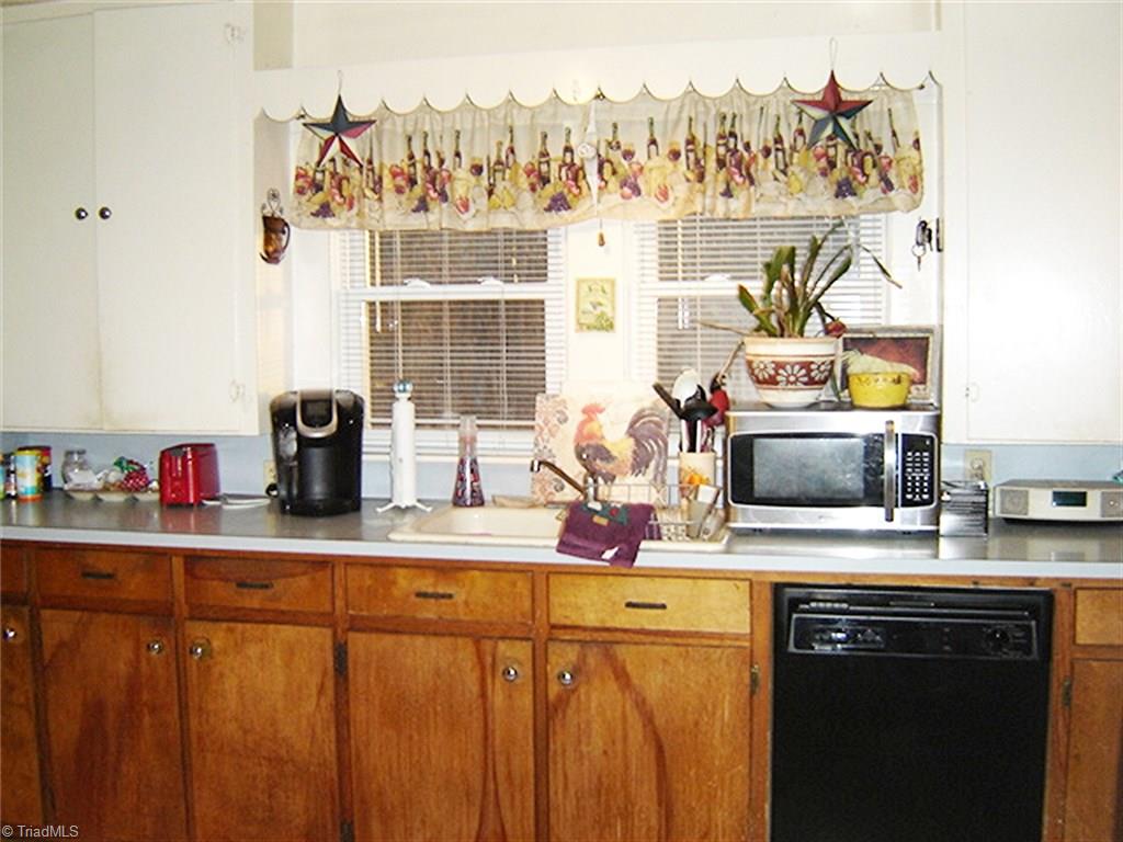 253 Bowers Road Lexington, NC 27292 - Photo 7 of 30 Gallery Image 7