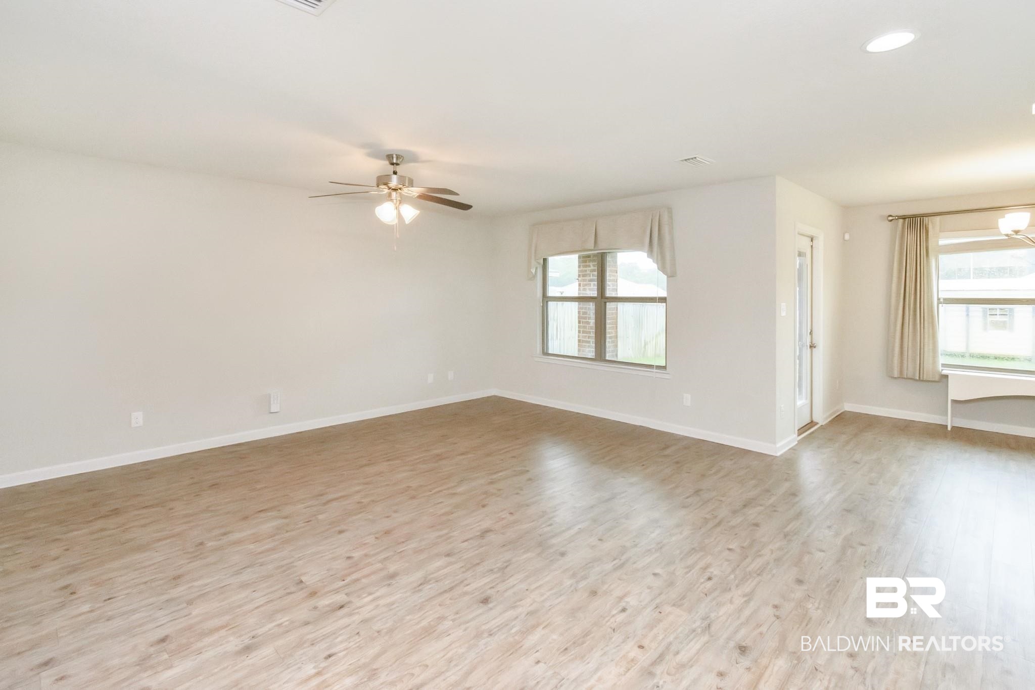 8375 Calgary Drive South Mobile, AL 36695 - Photo 3 of 35