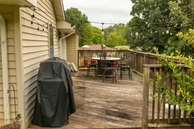 a view of outdoor space yard deck and patio