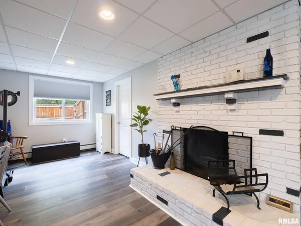 $330,000 | 235 Surrey Lane, East Peoria, IL 61611