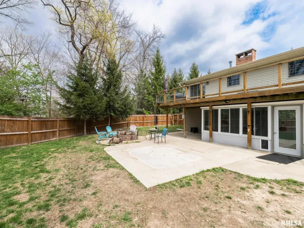 $330,000 | 235 Surrey Lane, East Peoria, IL 61611