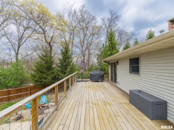 $330,000 | 235 Surrey Lane, East Peoria, IL 61611