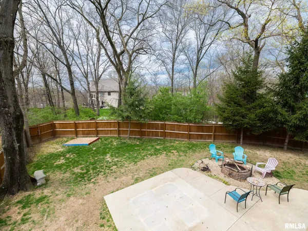 $330,000 | 235 Surrey Lane, East Peoria, IL 61611