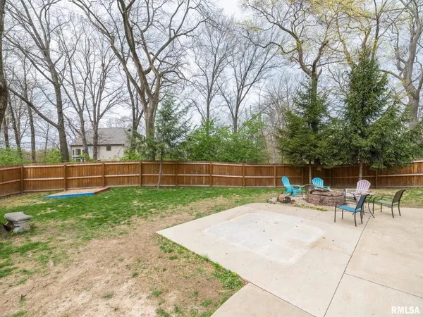 $330,000 | 235 Surrey Lane, East Peoria, IL 61611