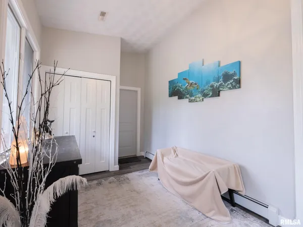 $330,000 | 235 Surrey Lane, East Peoria, IL 61611