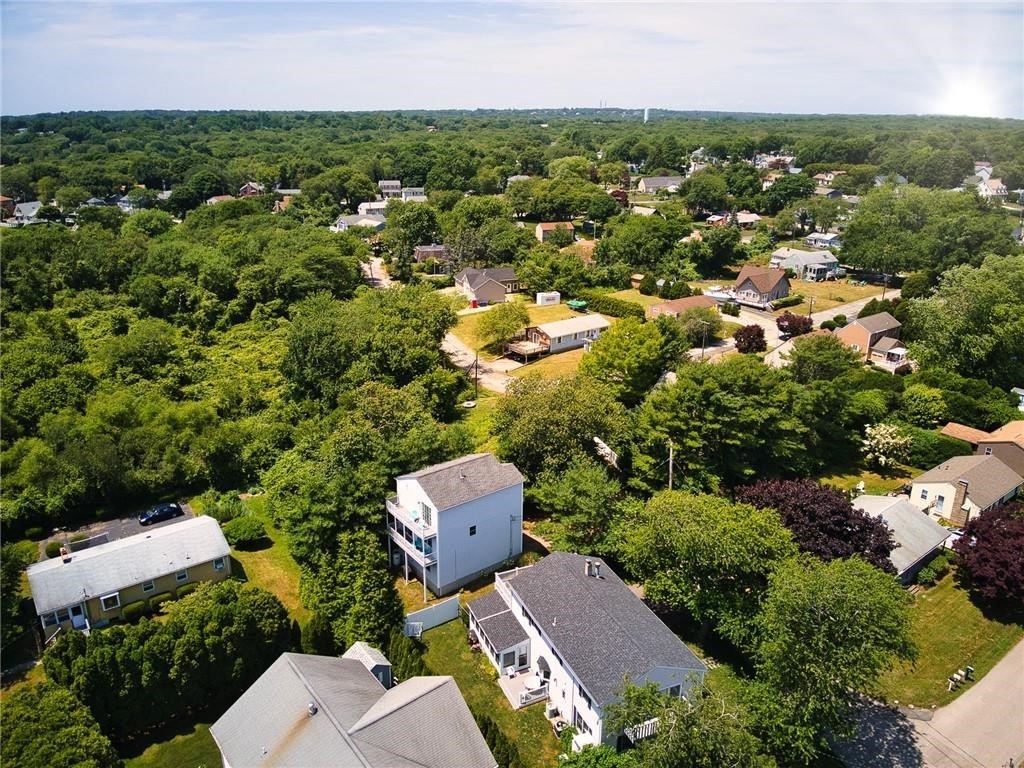 111 Lake Road Narragansett, RI 02882 - Photo 34 of 41