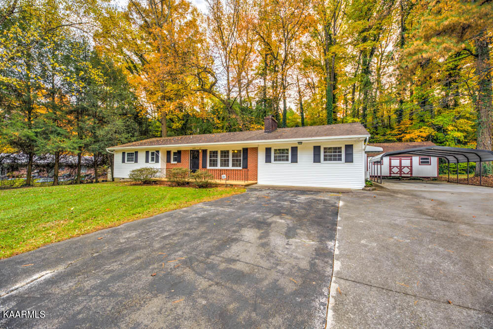 4618 Springbrook Road Knoxville, TN 37921 - Photo 2 of 25 DSC_9277_78_79_80_81