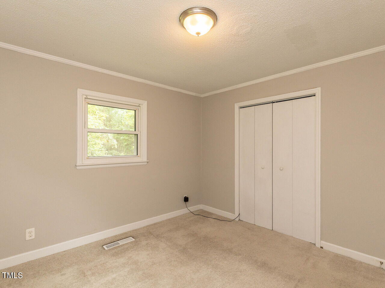 809 Lakeview Road Durham, NC 27712 - Photo 24 of 49 050-1280x960-bedroom-2