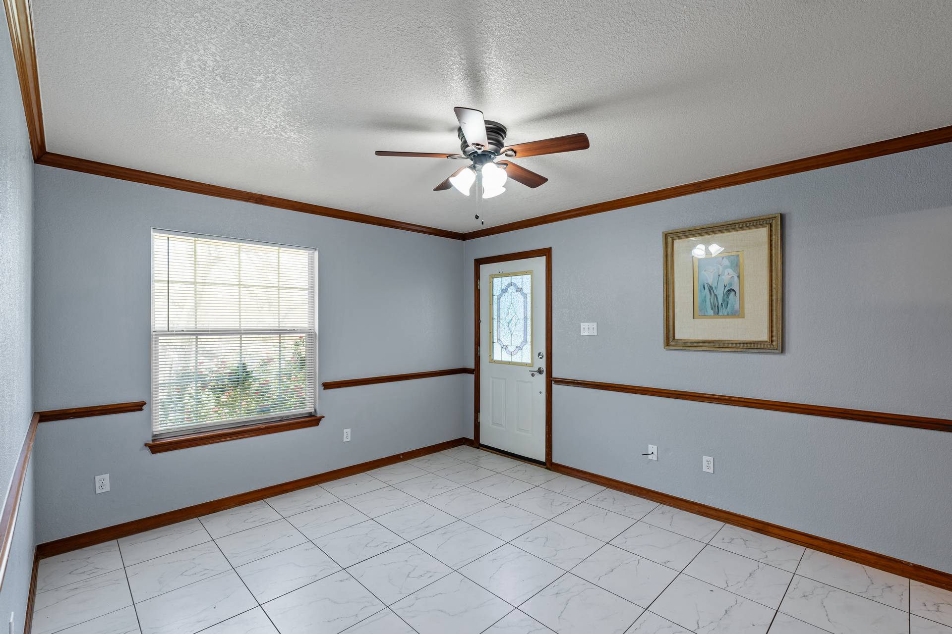 101 Oak Ridge Circle Georgetown, TX 78628 - Photo 23 of 35 4th Bedroom or Office with bathroom and separate entrance