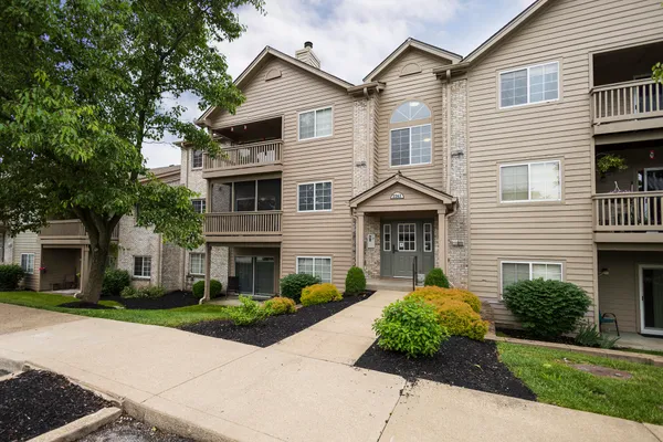 $154,900 | 2263 Teal Briar Lane, Unit 310, Burlington, KY 41005
