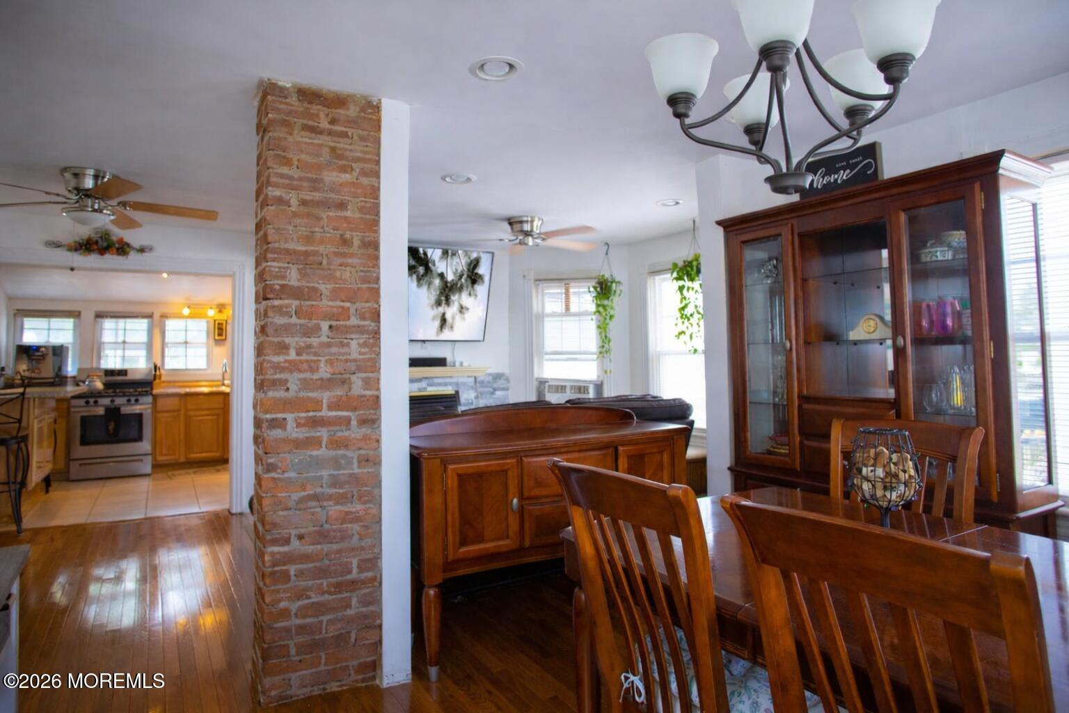 201 Hamilton Avenue Neptune Township, NJ 07753 - Photo 9 of 17 Living Room/ Dining