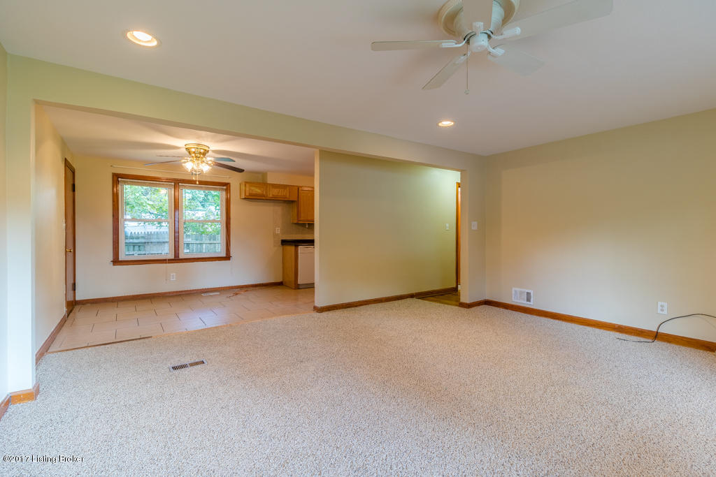 8417 Robbins Road Louisville, KY 40258 - Photo 11 of 24 8417 Robbins Rd-11