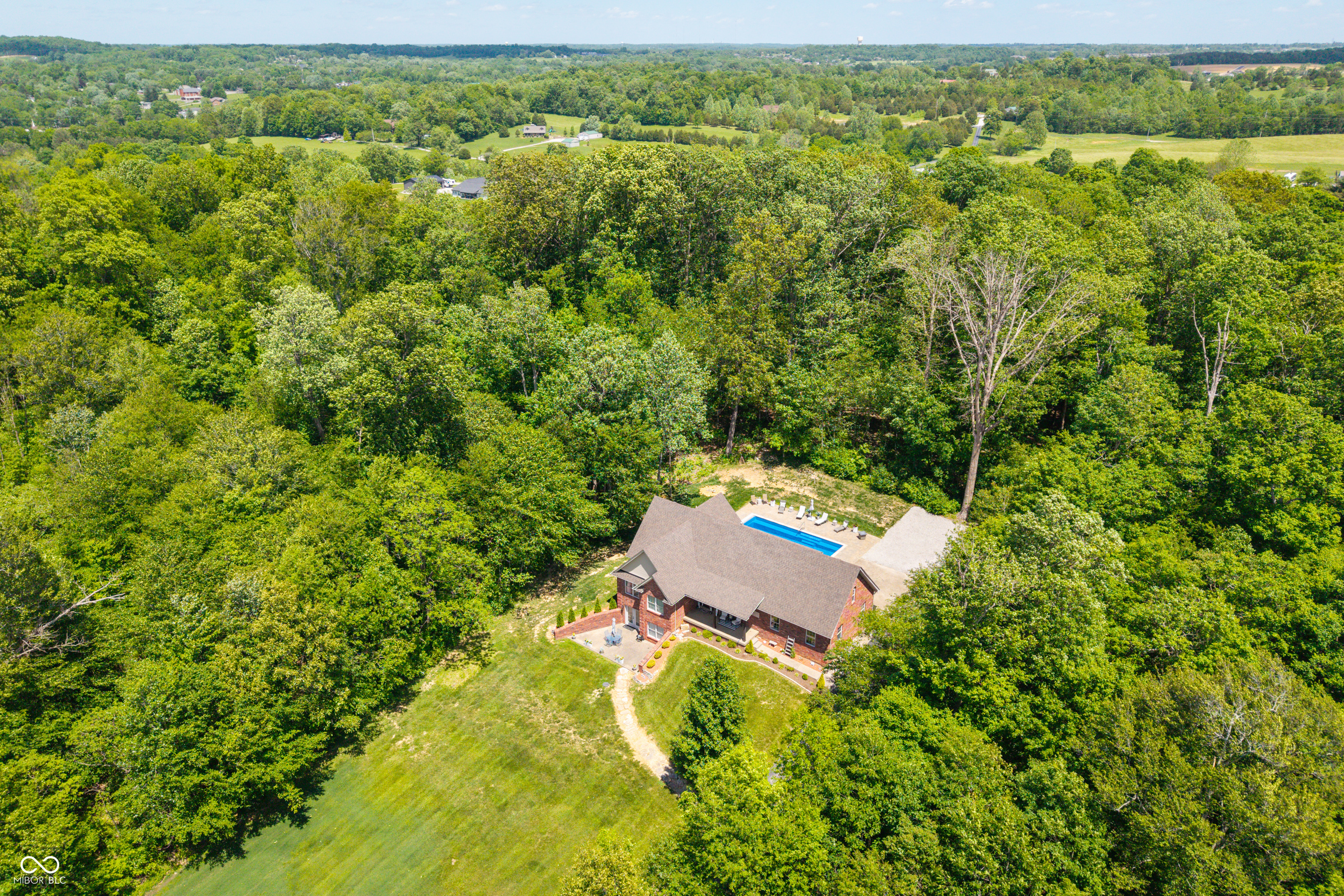 128 Walts Road Georgetown, IN 47122 - Photo 2 of 80