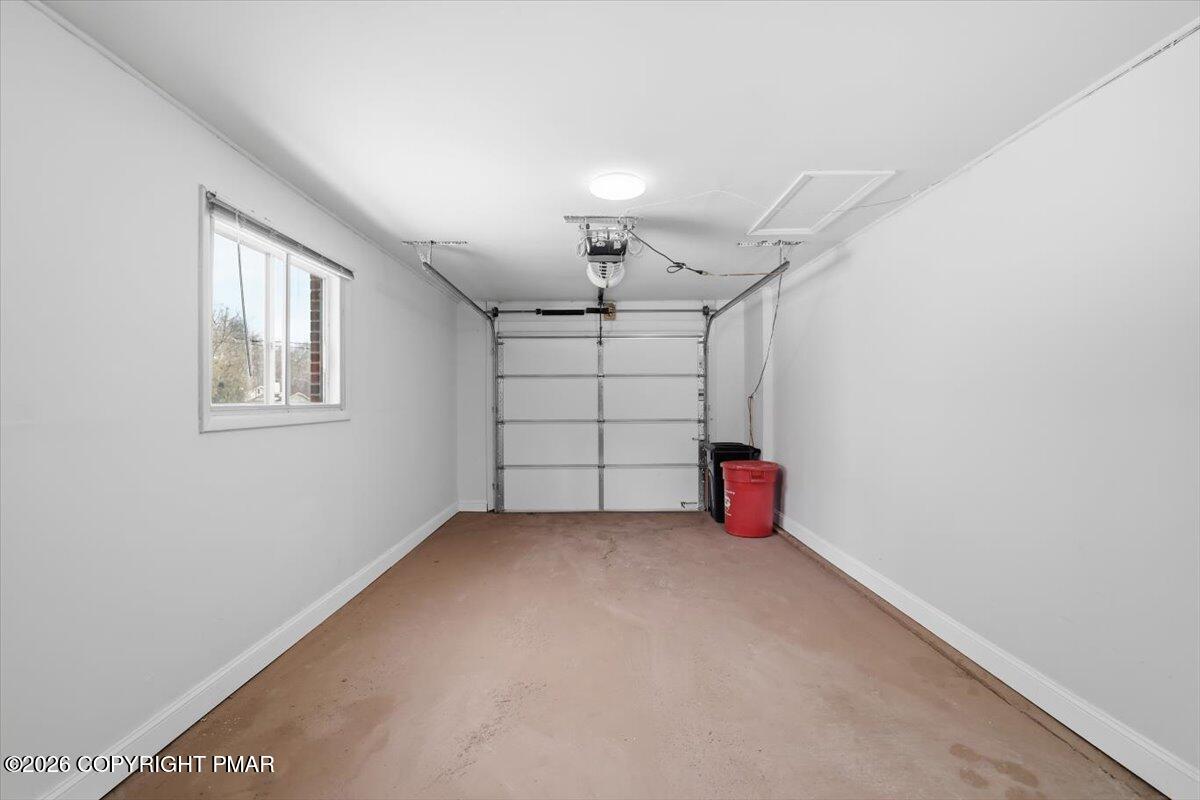 423 T R 620 Cresco, PA 18326 - Photo 35 of 37 a view of a garage room