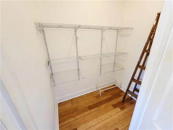 $1,900 | 2333 Pauline Street, New Orleans, LA 70117