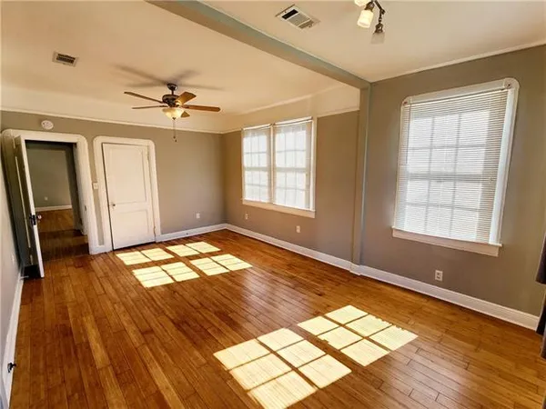 $1,900 | 2333 Pauline Street, New Orleans, LA 70117