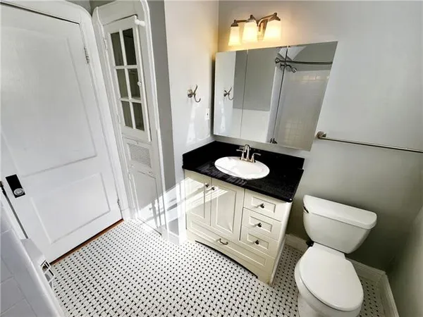 $1,900 | 2333 Pauline Street, New Orleans, LA 70117
