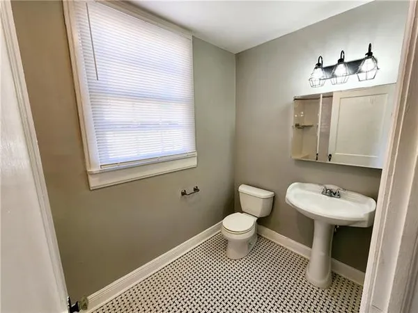 $1,900 | 2333 Pauline Street, New Orleans, LA 70117