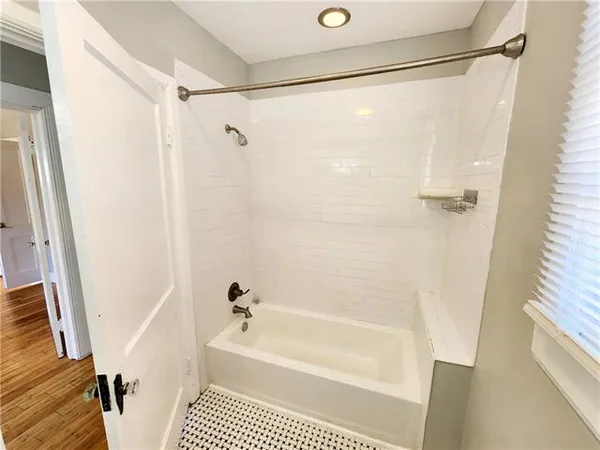 $1,900 | 2333 Pauline Street, New Orleans, LA 70117