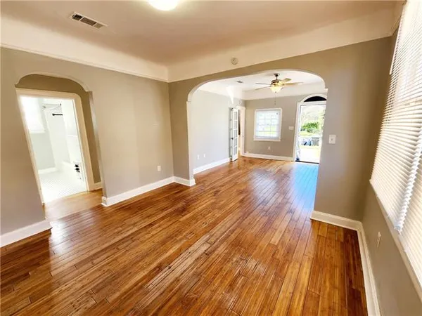 $1,900 | 2333 Pauline Street, New Orleans, LA 70117