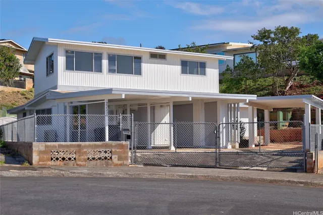 $1,290,000 | 2222 Apoepoe Street, Pearl City, HI 96782