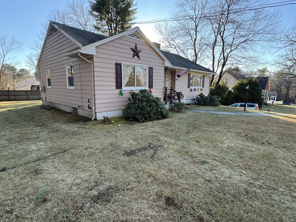 32 Highland Street Ware, MA 01082 - Photo 9 of 39