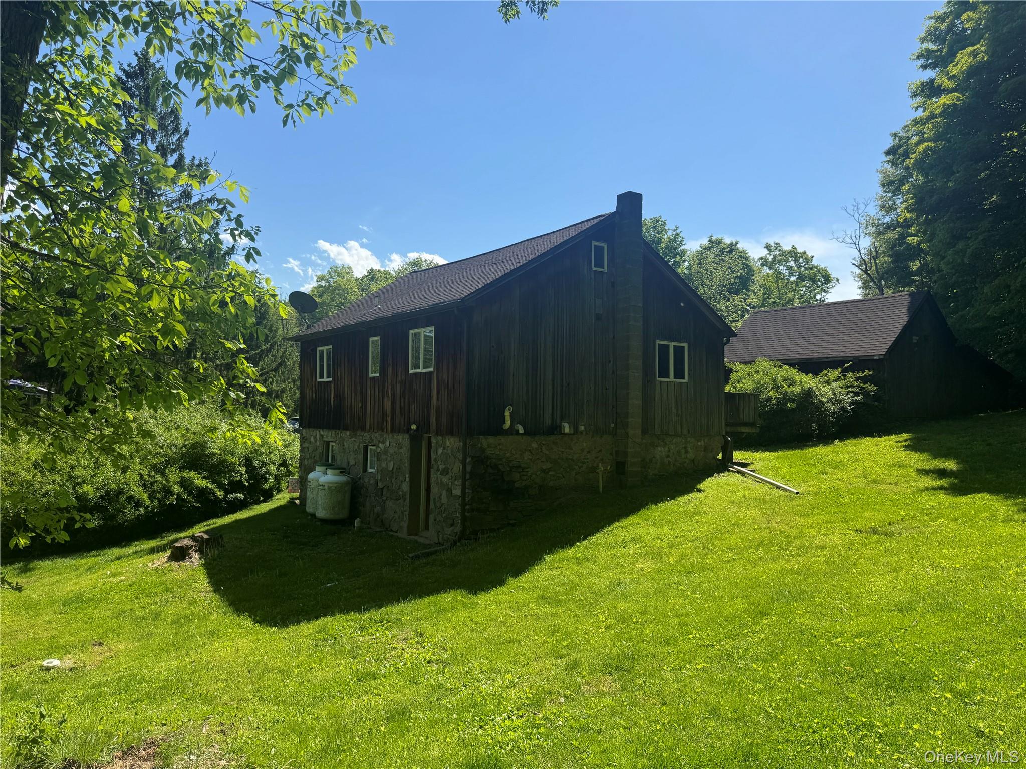 84 Foster Road Middletown, NY 10941 - Photo 5 of 16