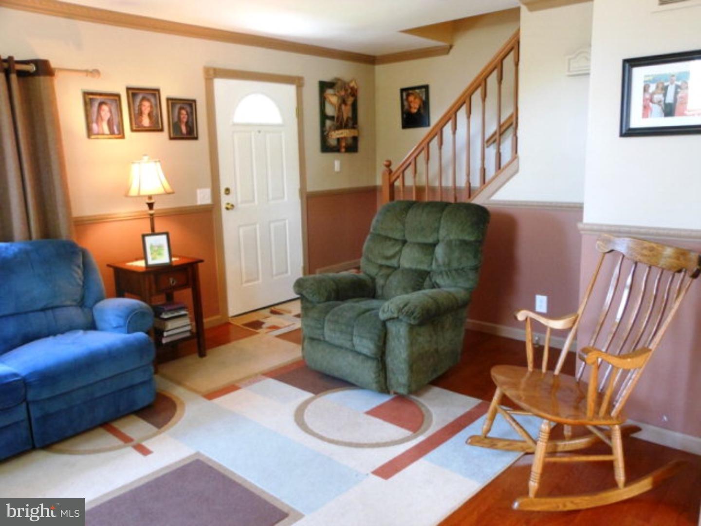 93 Louck Road Pine Grove, PA 17963 - Photo 6 of 25 Living Room