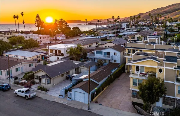 $1,730,000 | 351 San Luis Avenue, Pismo Beach, CA 93449
