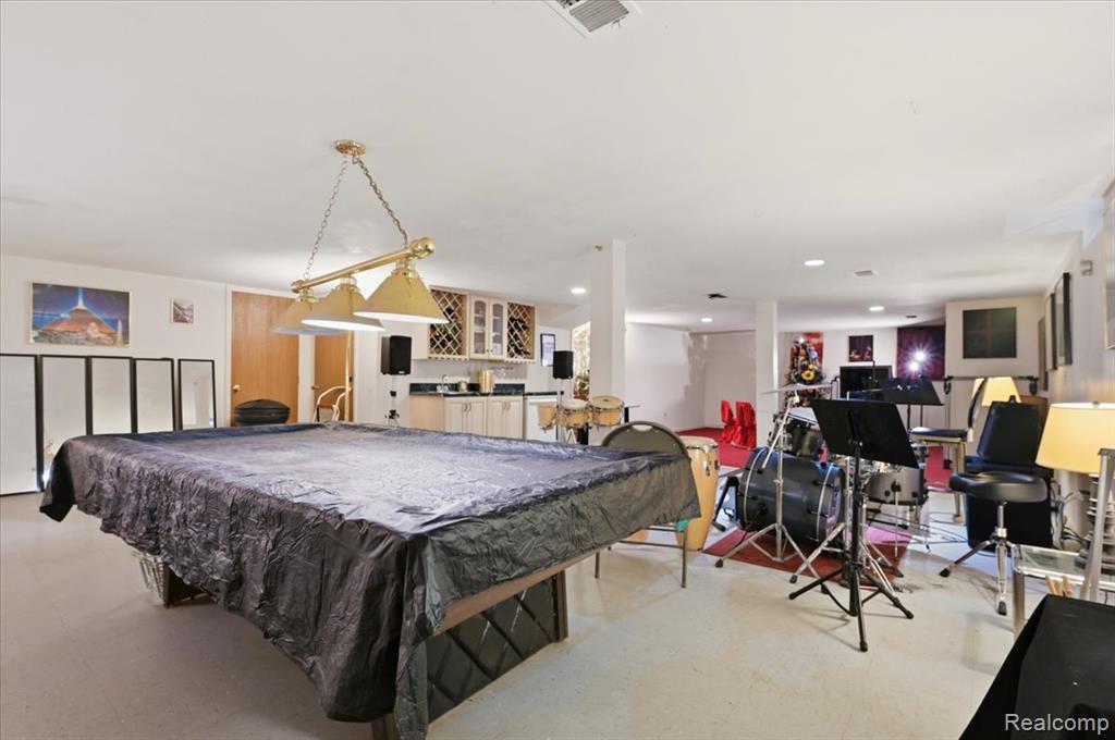 23605 Beech Road Southfield, MI 48033 - Photo 35 of 43
