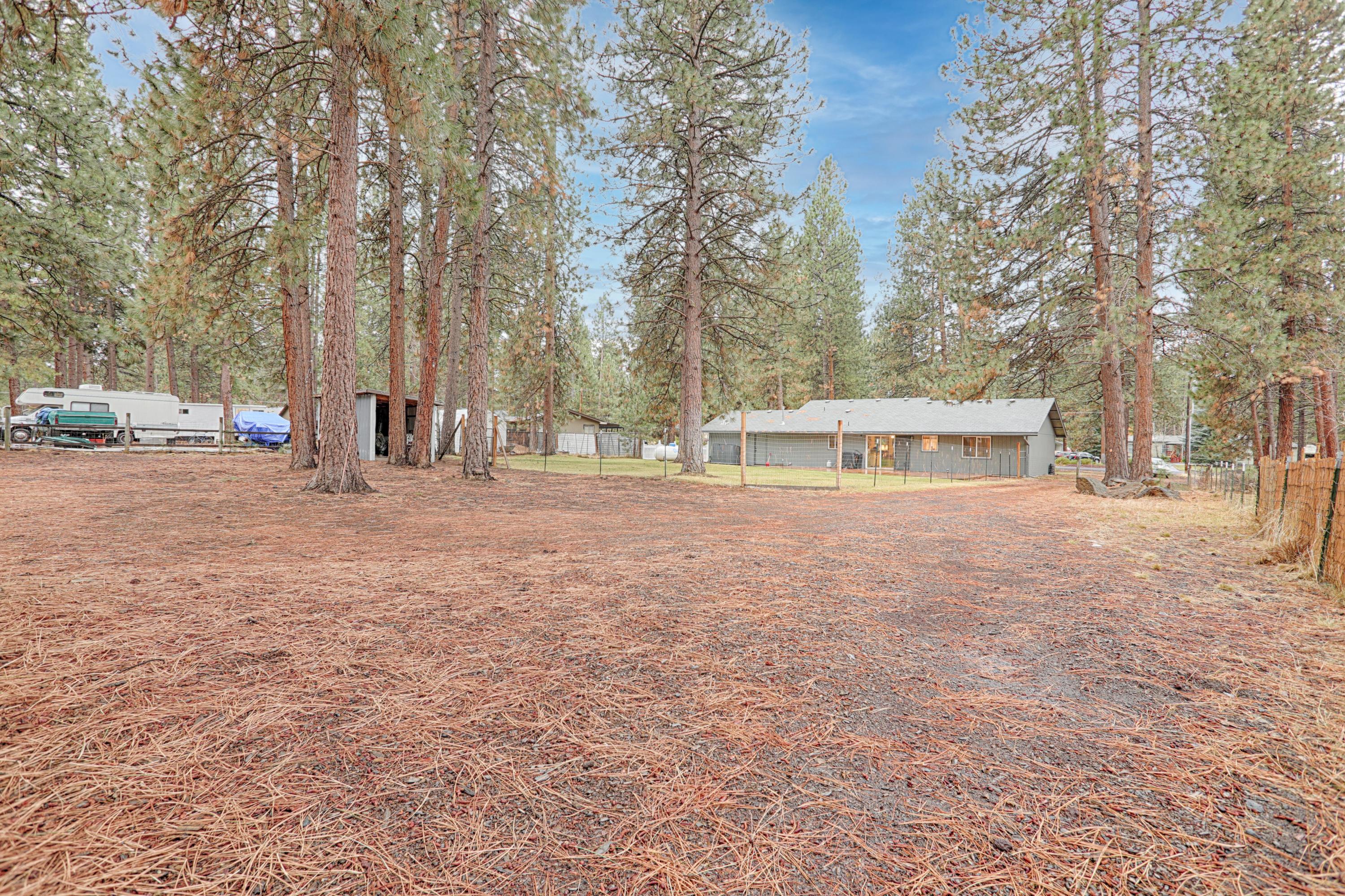 19208 Choctaw Road Bend, OR 97702 - Photo 23 of 25 19208 Choctaw23