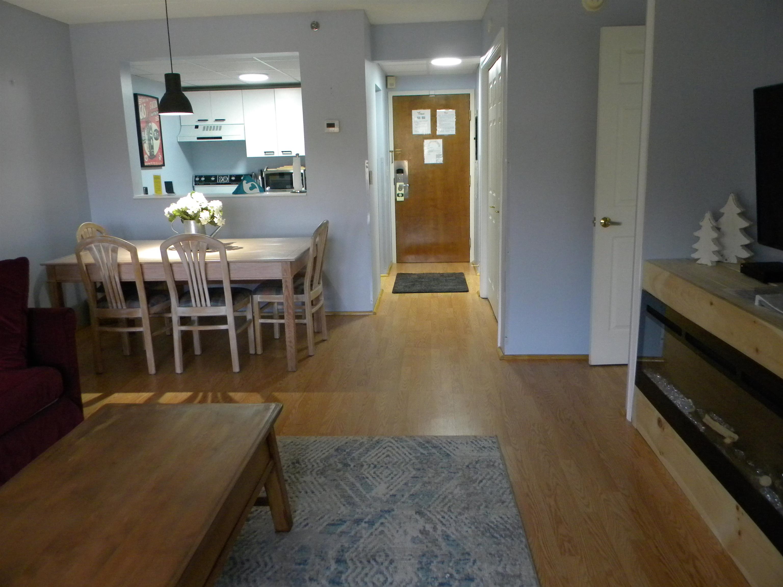 28 Packard's Road, Unit 507 Waterville Valley, NH 03215 - Photo 4 of 26
