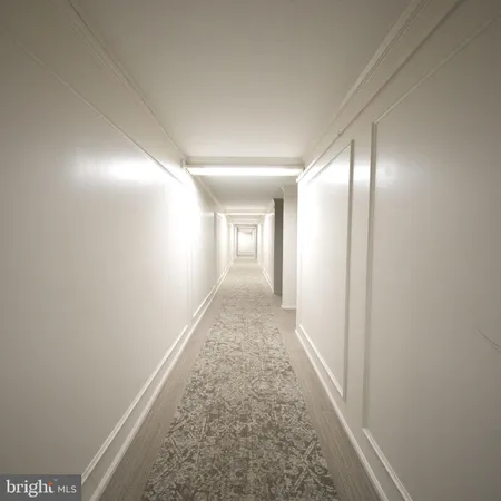 $379,950 | 7721 Tremayne Place, Unit 215, McLean, VA 22102