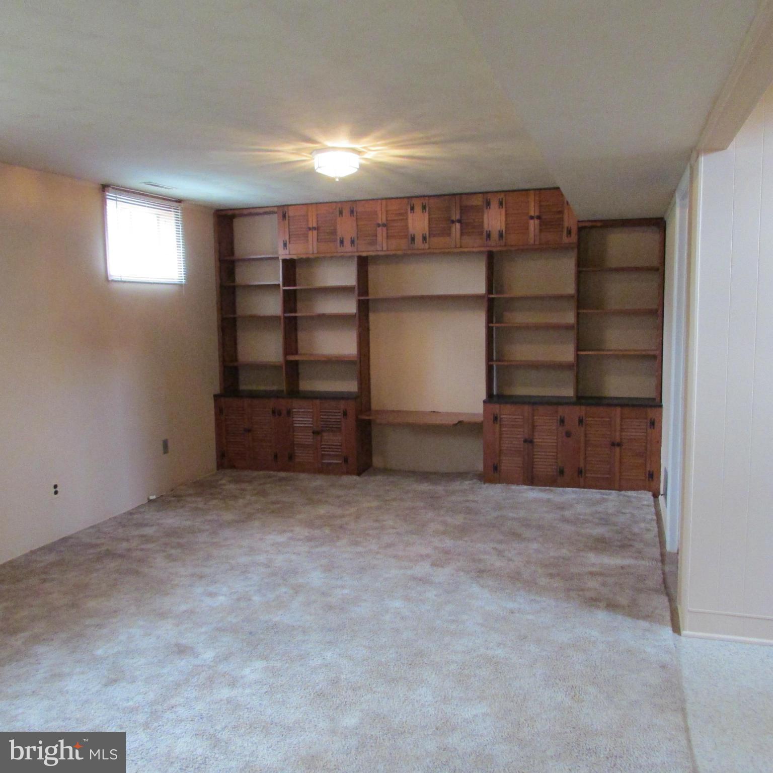 3815 Offutt Road Randallstown, MD 21133 - Photo 19 of 23 Family Room