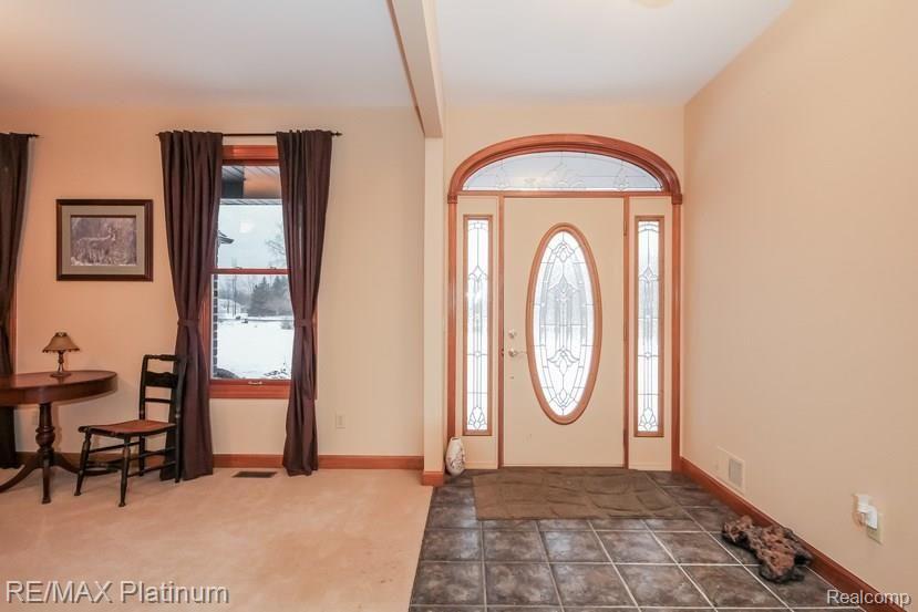 3468 South Latson Road Howell, MI 48843 - Photo 4 of 50 004-Foyer-1472508-mls.jpg