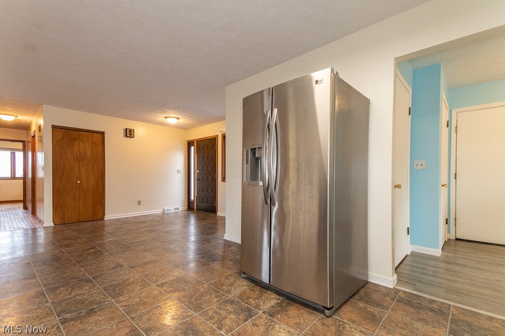 7075 Warner Road Madison, OH 44057 - Photo 12 of 34