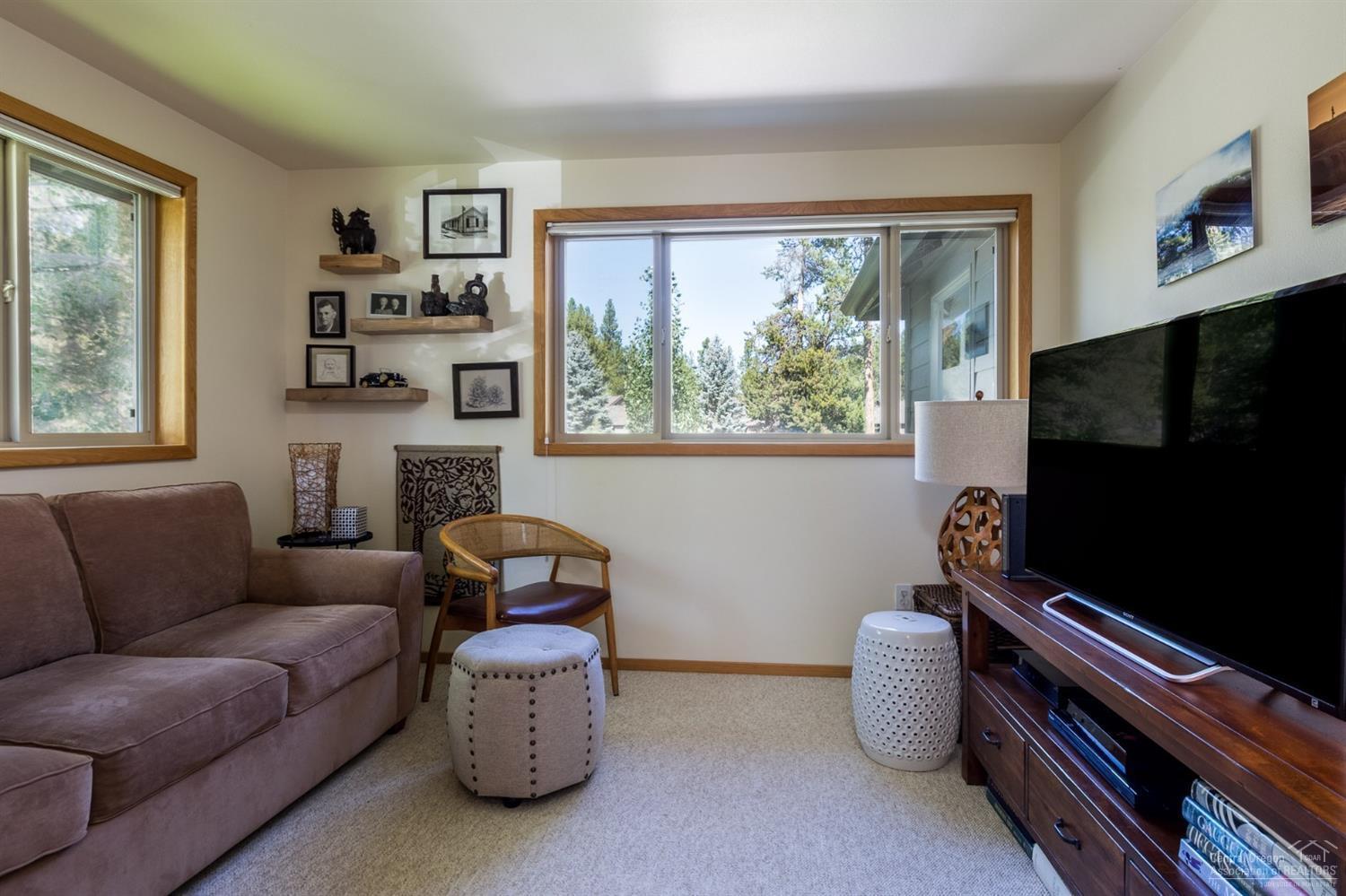 17651 Bittern Lane Sunriver, OR 97707 - Photo 13 of 25 The third bedroom has been used as a tv