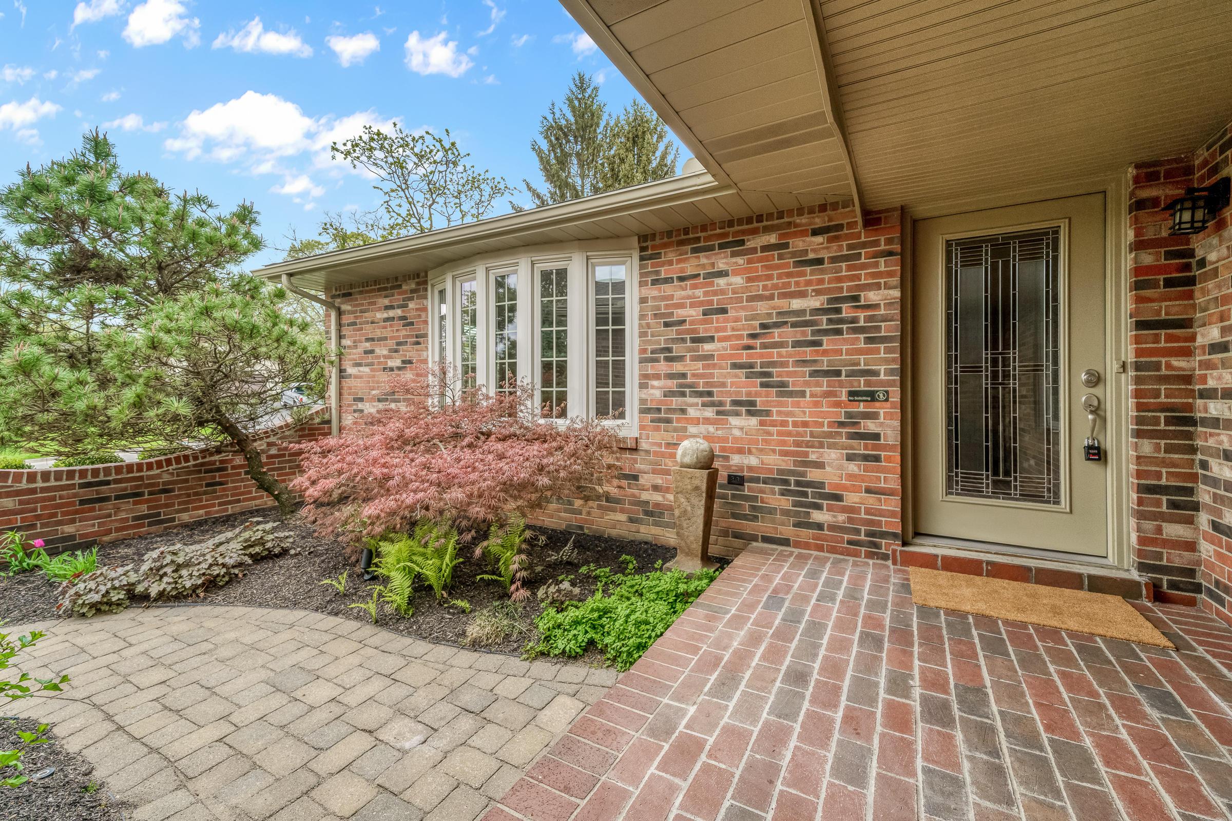 5825 Rocky Rill Road Columbus, OH 43235 - Photo 4 of 33 Gallery Image 4