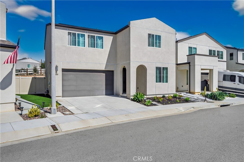 220 Hass Lane Fallbrook, CA 92028 - Photo 13 of 60