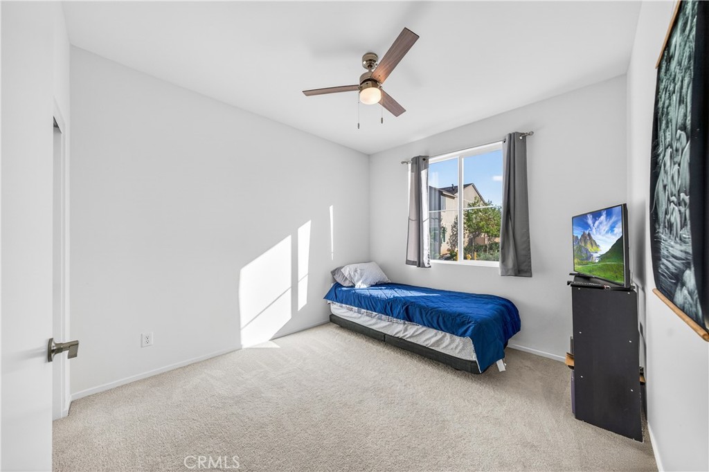 220 Hass Lane Fallbrook, CA 92028 - Photo 16 of 60 Downstairs Bedroom