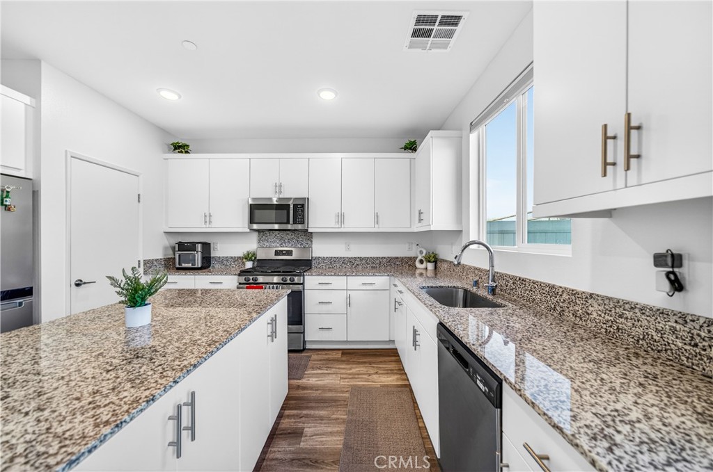 220 Hass Lane Fallbrook, CA 92028 - Photo 27 of 60