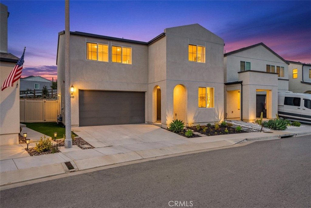 220 Hass Lane Fallbrook, CA 92028 - Photo 3 of 60