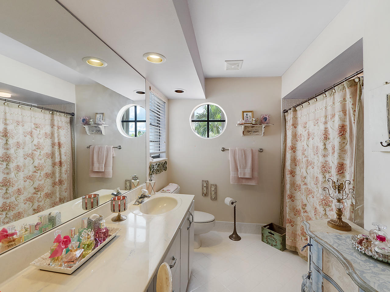 8614 Eagle Run Drive Boca Raton, FL 33434 - Photo 17 of 20 Bath!