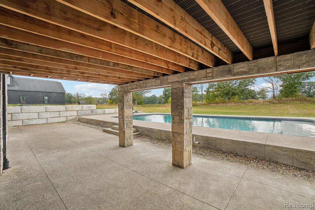 5911 Hartland Road Fenton, MI 48430 - Photo 38 of 45 Gallery Image 38
