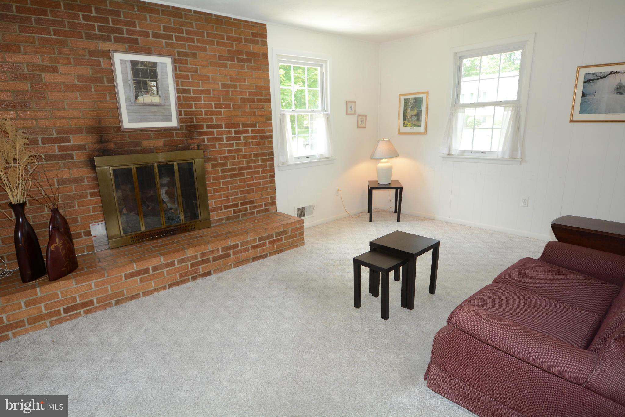 16015 Jerald Road Laurel, MD 20707 - Photo 7 of 30 Family Room