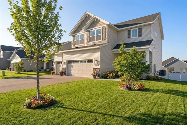 $520,000 | 1486 Oak Rdg Street, Hanover, MN 55341